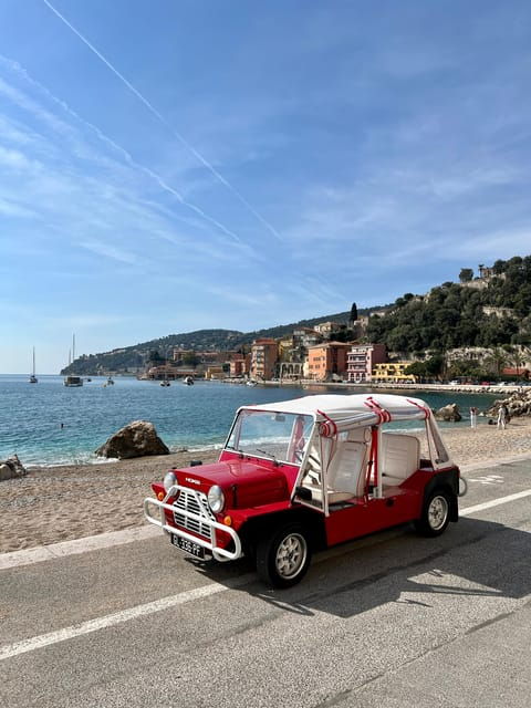 tourist-tour-on-french-riviera-in-a-mini-moke-convertible