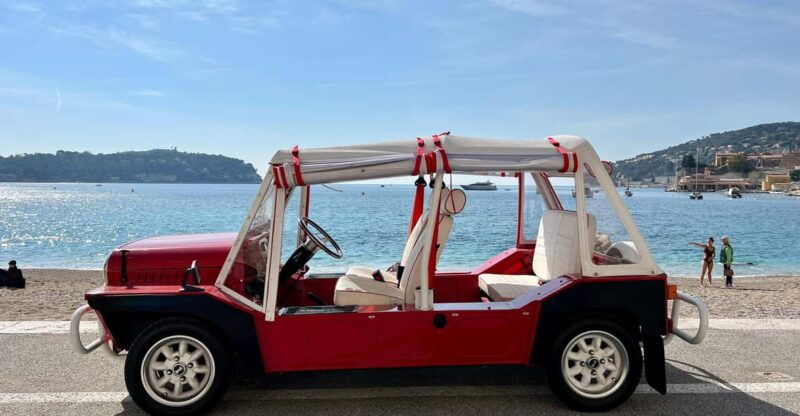tourist-tour-on-french-riviera-in-a-mini-moke-convertible