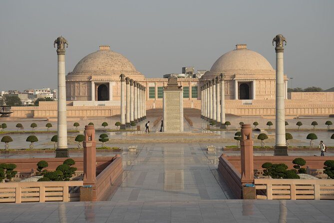 Touristic Highlights of Lucknow (Guided Fullday Sightseeing Tour by Car) - FAQ