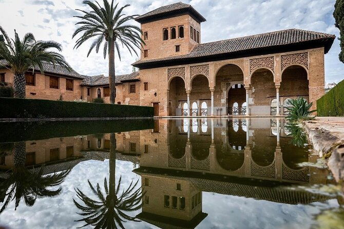 tours-alhambra-tickets-with-guide