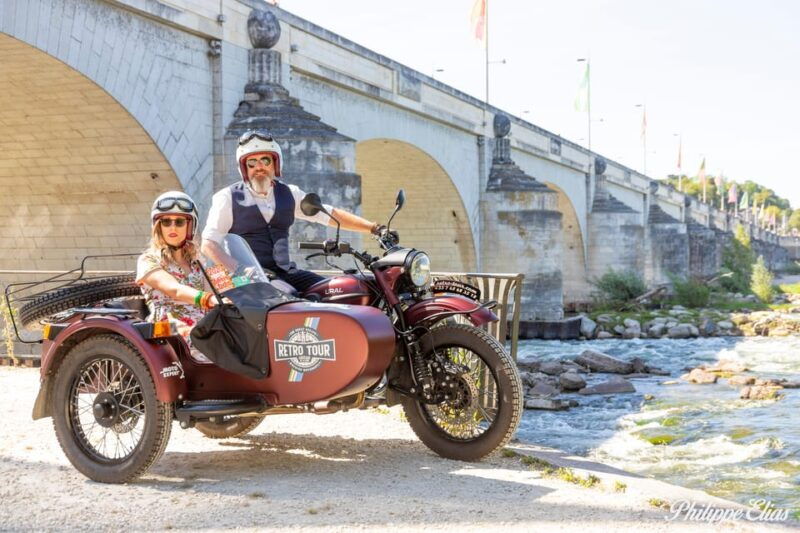 tours-all-of-loirevalley-in-a-sidecar