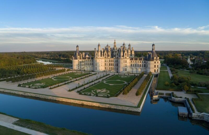 tours-amboise-private-chambord-and-chenonceau-chateau-tour