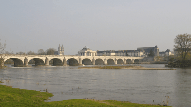 tours-gourmet-food-walking-tour-discover-touraines-flavors