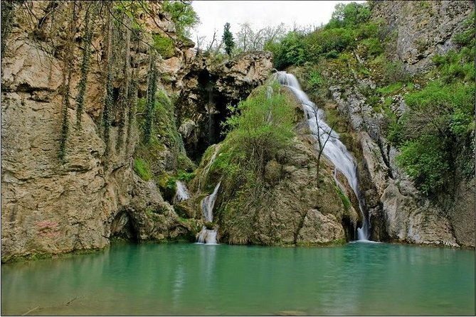 tours-to-monasteries-and-waterfalls-around-veliko-tarnovo