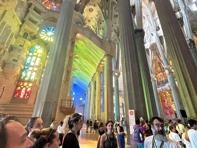 tourticket-lights-shadows-of-the-sagrada-familia
