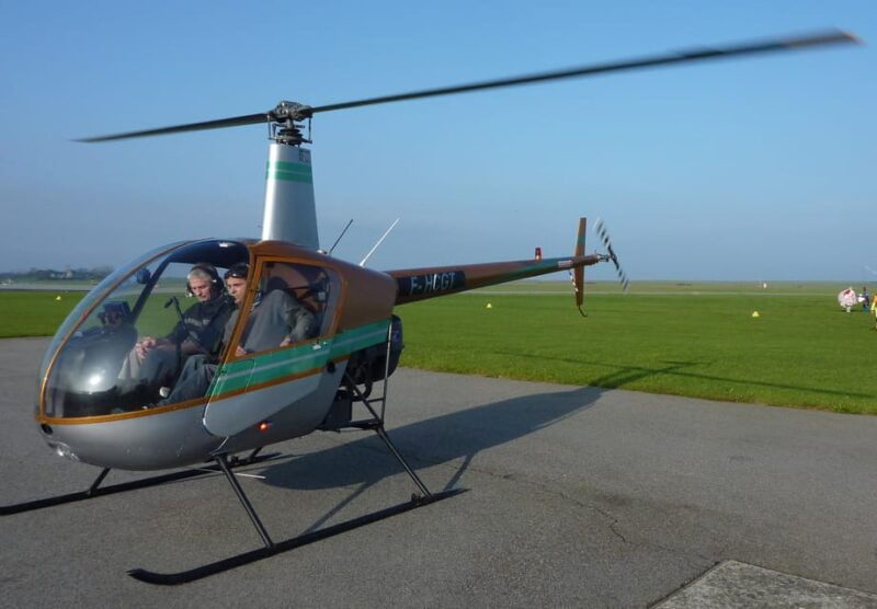 toussus-le-noble-30-minutes-helicopter-flying-lesson