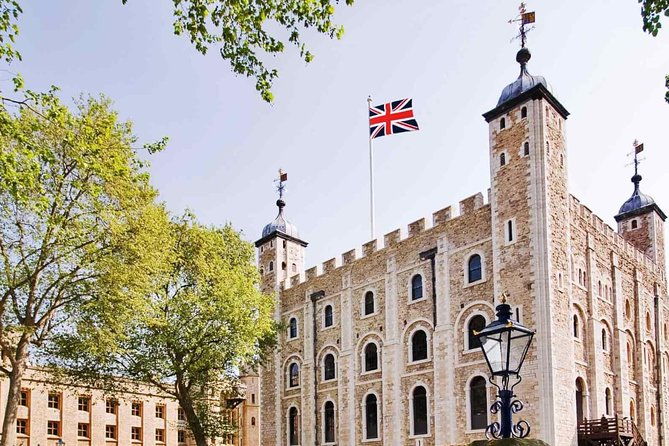 tower-of-london-30-london-sights-walking-tour