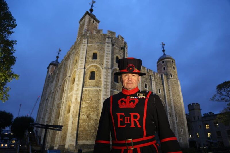 tower-of-london-after-hours-tour-with-ceremony-of-the-keys