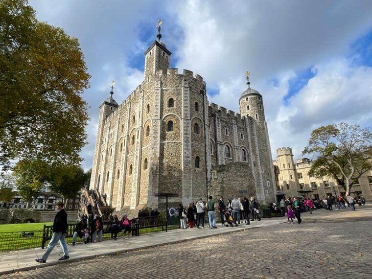 tower-of-london-after-hours-tour-with-ceremony-of-the-keys