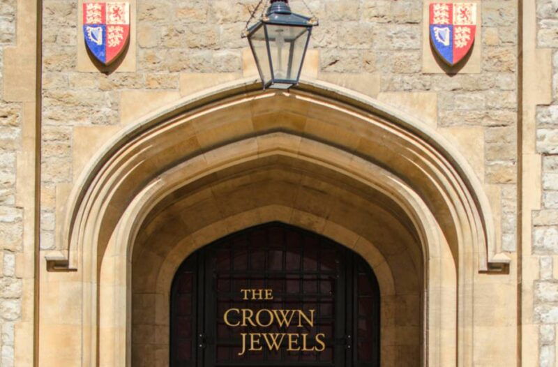 tower-of-london-and-tower-bridge-private-tour-2