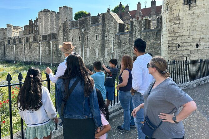 tower-of-london-private-tour-with-blue-badge-guide