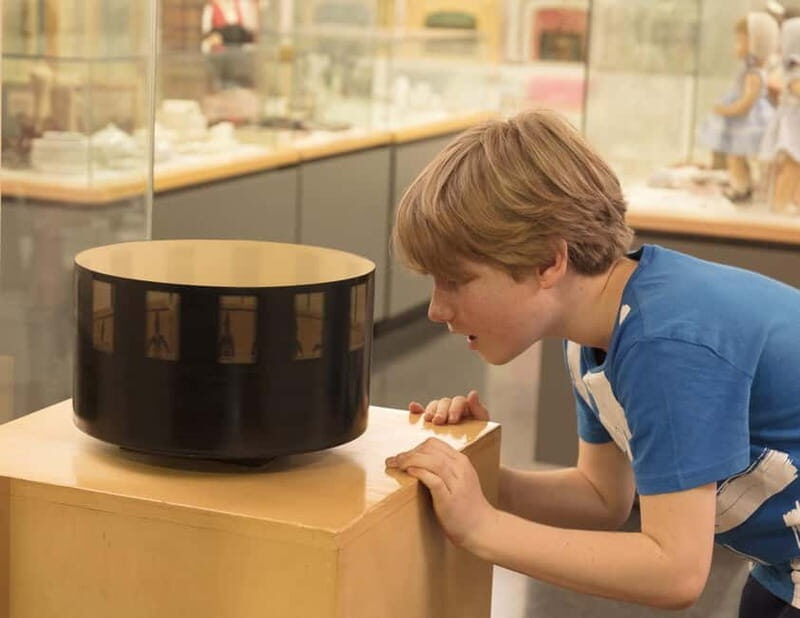 Toy Museum: toys belonging to Anna Maria and Salvador Dalí and García Lorca - The Experience: Play, Learn, and Dream