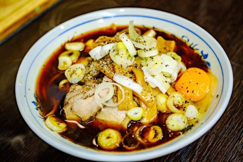 Toyama: Local Bar Hopping Experience with Food & Drinks - Why This Tour Works