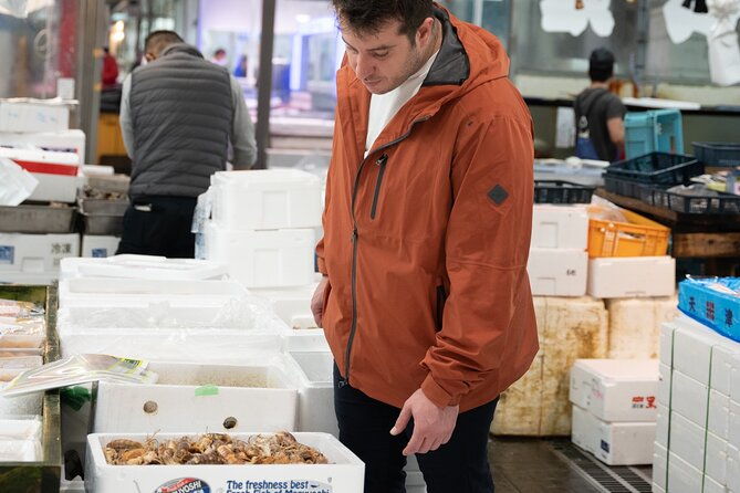 toyosu-fish-market-private-tour-and-cooking-experience