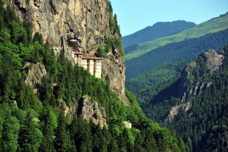 trabzon-sumela-monastery-day-tour-with-lunch