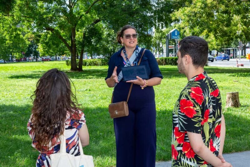 Traces Of Berlin: Guided Berlin Tour (English or German) - An In-Depth Look at the Berlin Wall Tour
