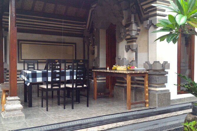 Traditional Balinese Home Dining Experience in Ubud with Putu - Frequently Asked Questions