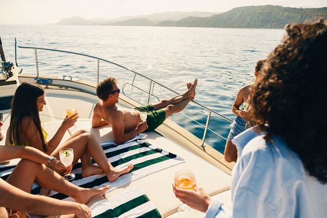 traditional-boat-sailing-tour-from-port-of-palma