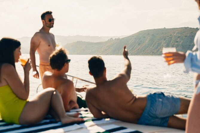 traditional-boat-sailing-tour-from-port-of-palma