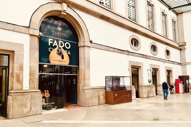 traditional-fado-show-at-sao-bento-station-and-port-wine