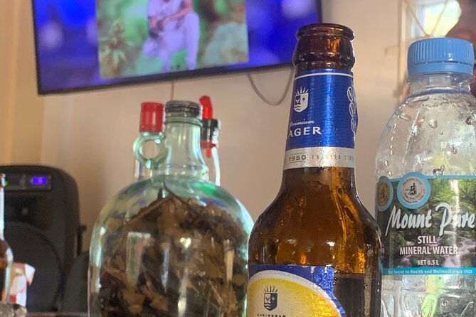 traditional-grenadian-food-at-doreens-beach-restaurant-lounge