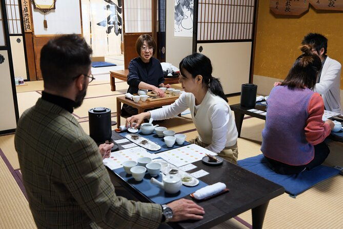 traditional-japanese-tea-experience-takayama-gifu
