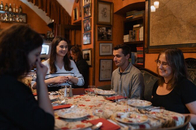 traditional-jewish-ashkenazi-food-tour-in-krakow