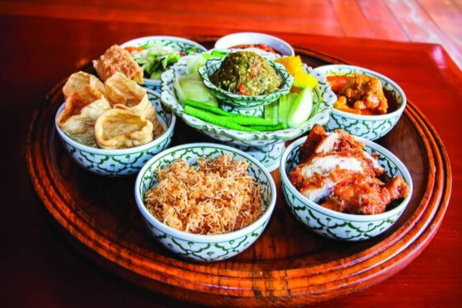 Traditional Khum Khantoke Dinner from Chiang Mai with Cultural Dance Show - An Honest Look at the Khantoke Dinner Experience