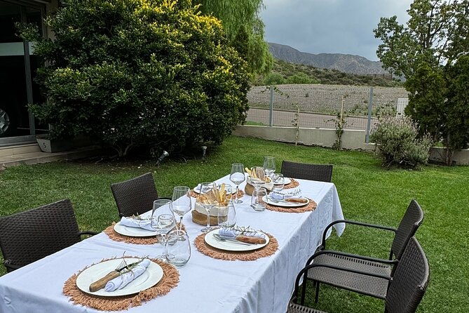 traditional-lunch-with-pairing-private-cooking-class-and-show