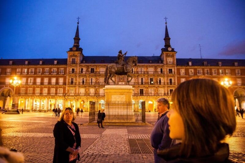 traditional-madrid-night-tapas-and-drinks-tour