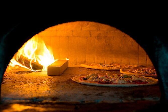 traditional-pizza-class-in-naples-pizza-maker-for-a-day