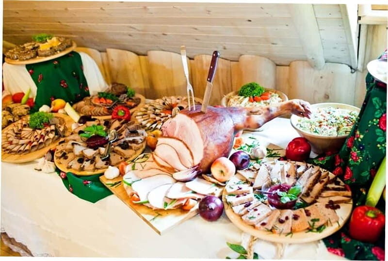 Traditional Polish Dinner with Live Folk Music - FAQ