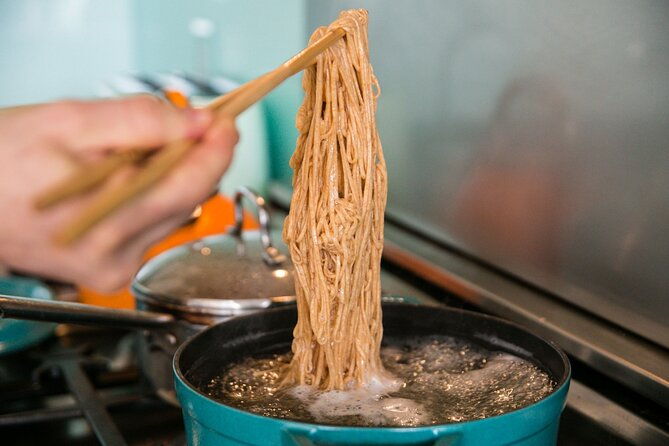 traditional-ramen-cooking-class-with-local-chef-in-nashville