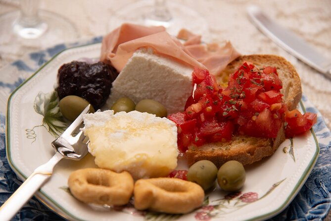 traditional-roman-dinner-made-with-nonnas-recipes