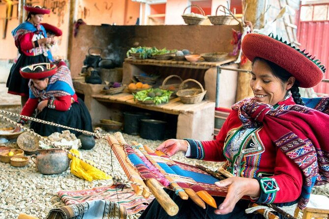 traditional-sacred-valley-tour-cusco-economical-option-group-tour