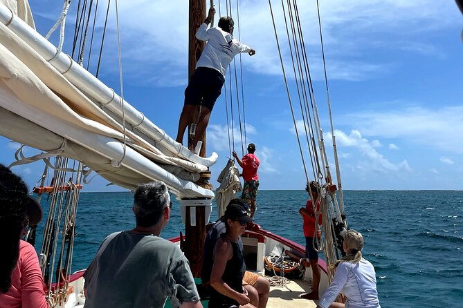 traditional-sailing-adventure-to-anguillas-prickly-pear-cays