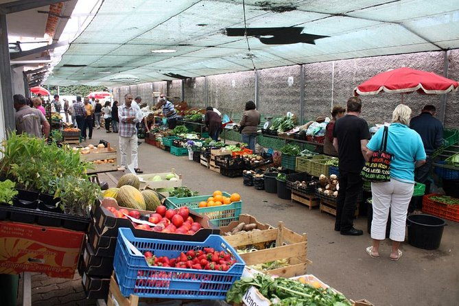 traditional-sunday-market-half-day-tour-4x4