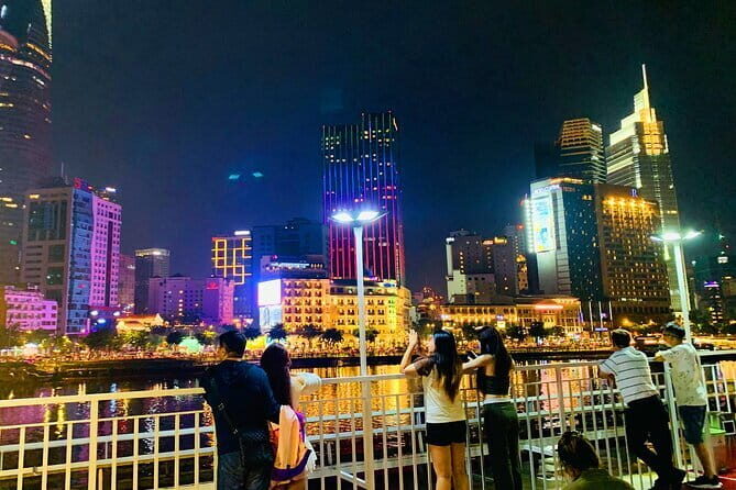 Traditional Water Puppet Show & Dinner On Cruise - The Experience in Detail