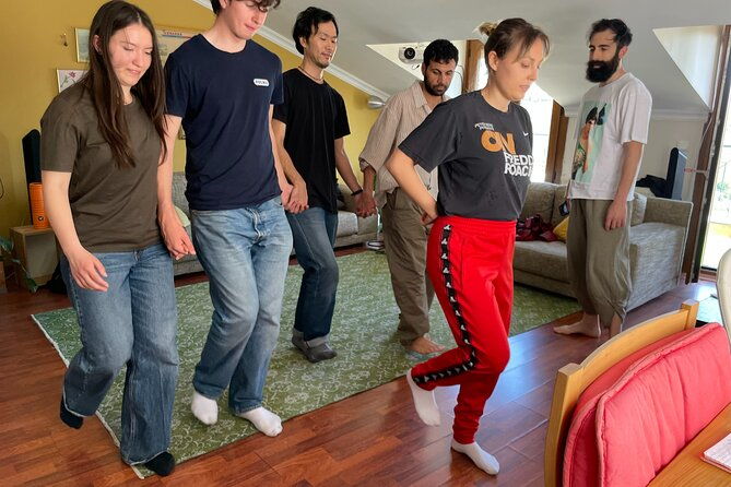 traditional-wedding-dances-workshop-with-a-couple-at-local-home