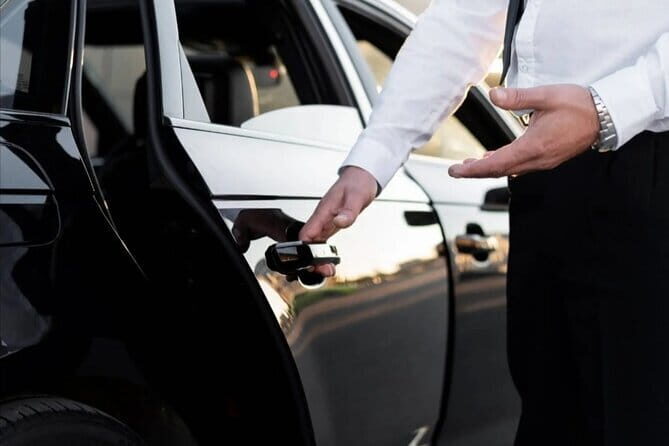 Train from Colombo/ Airport to Habarana/Sigiriya - Practical Tips for Travelers