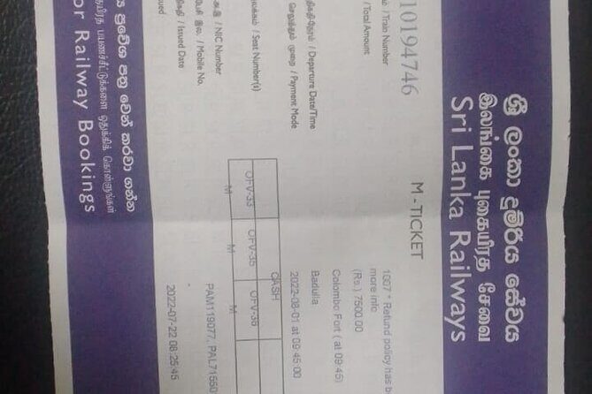 Train from Colombo to Kandy - Detailed Review of the Train Experience