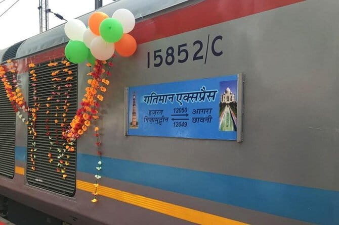 Train Gatimaan to Shatabdi Train from Delhi - Key Points