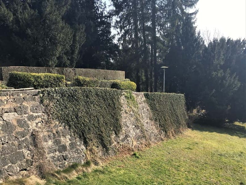 Trakoan: Bike tour to the cave, castle and volcano - Practical Details and Value