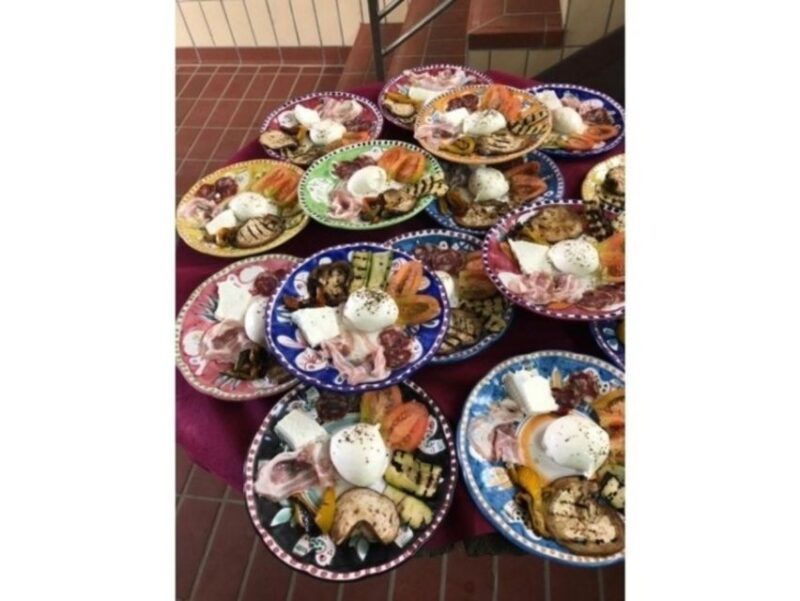 tramonti-vineyard-winery-tour-with-tasting-appetizers