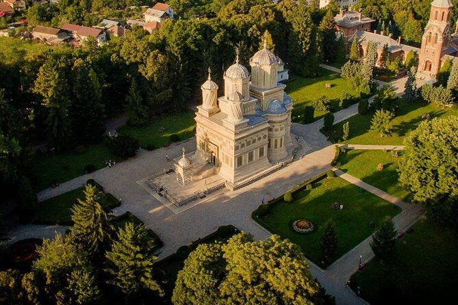 transfagarasan-road-balea-lake-private-tour-from-bucharest