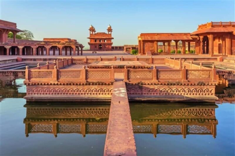 Transfer Agra to Jaipur Via Fatehpur Sikri & Stepwell - Key Points