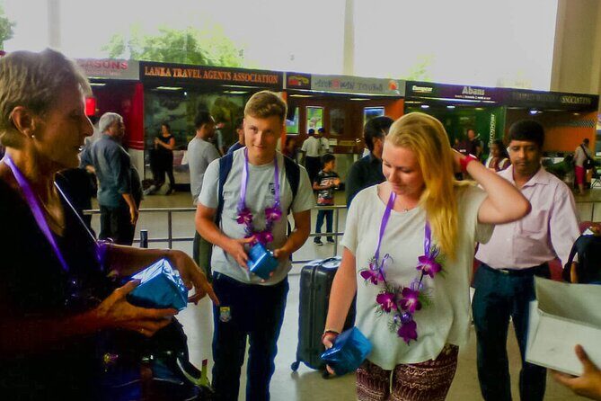 Transfer between Colombo Airport (CMB) and Amora Lagoon Hotel, Katunayake - Key Points