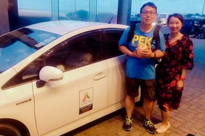 Transfer between Colombo Airport (CMB) and Cinnamon Lakeside, Colombo - What to Expect on Your Journey