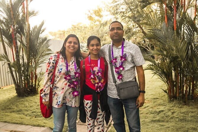 Transfer between Colombo (CMB) Airport and The Kingsbury, Colombo - Who Is This Transfer Best For?