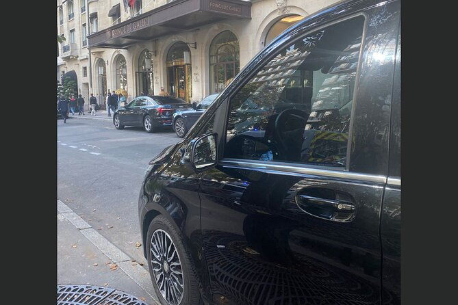 transfer-between-paris-and-airports-cdg-orly-lbg-van-8pax